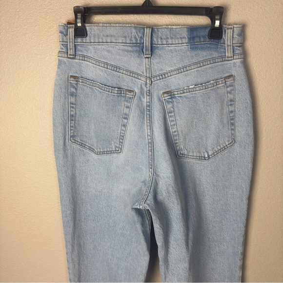 Abercrombie & Fitch NWT Curve Love The 90s Straight Ultra High Rise Jeans - Picture 9 of 11